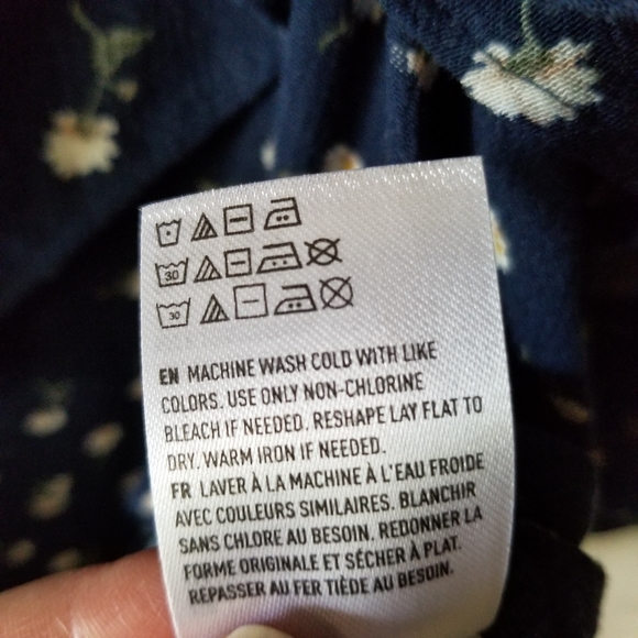 NEW American Eagle Daisy Cold Shoulder Crop Top XL - Picture 7 of 7